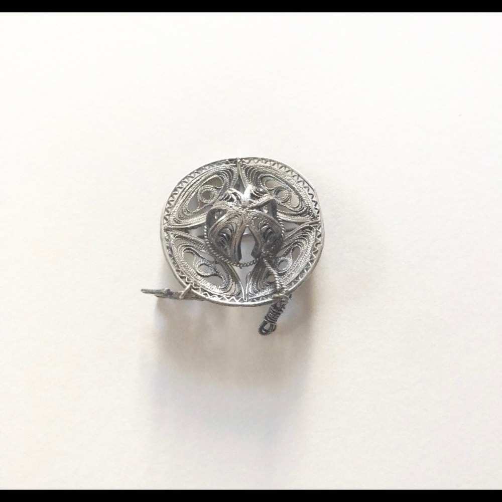 Antique/Vintage 1950s Sterling Silver Mexican Sombrero Hat Charm Brooch​… - Picture 9 of 10